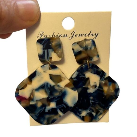 Earrings SHELLY - SQUIRCLE SHAPED ACRYLIC - MARBLED BLUES - POSTS - Picture 3 of 3